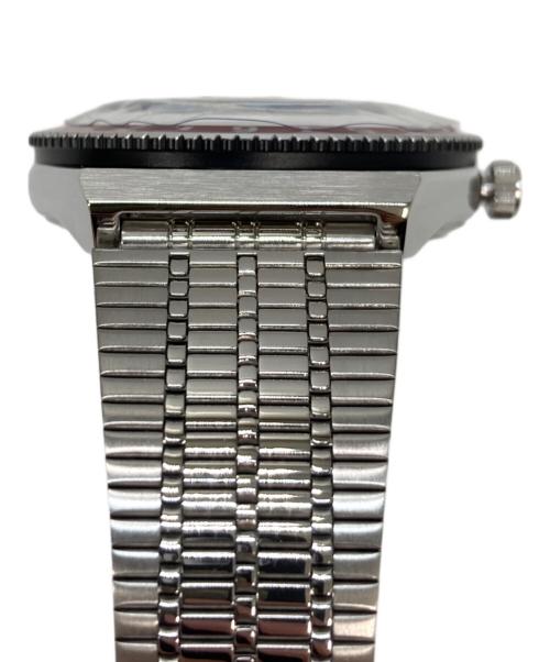 TIMEX（タイメックス）TIMEX (タイメックス) Q TIMEX ブラック×レッド 未使用品の古着・服飾アイテム