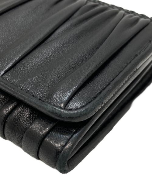 PRADA（プラダ）PRADA (プラダ) ギャザーウォレット ブラックの古着・服飾アイテム