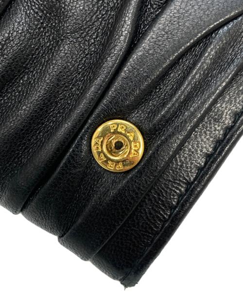 PRADA（プラダ）PRADA (プラダ) ギャザーウォレット ブラックの古着・服飾アイテム