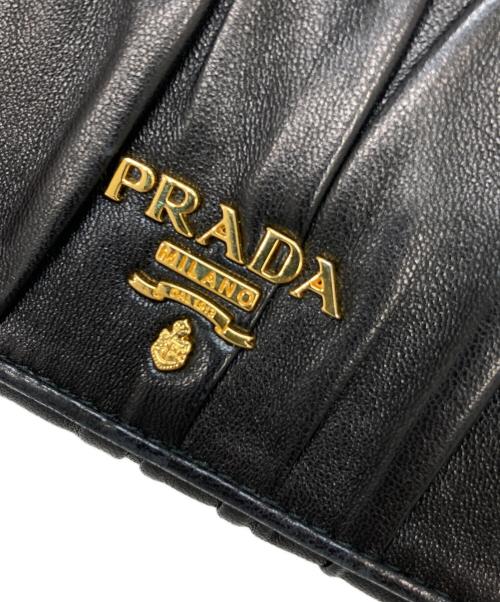 PRADA（プラダ）PRADA (プラダ) ギャザーウォレット ブラックの古着・服飾アイテム