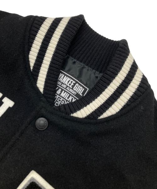 Hysteric Glamour（ヒステリックグラマー）Hysteric Glamour (ヒステリックグラマー) SEE NO EVIL 刺繍 ヴァーシティスタジアム ジャケット ブラック×ベージュ サイズ:Mの古着・服飾アイテム