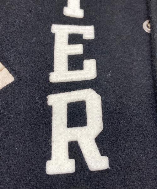 Hysteric Glamour（ヒステリックグラマー）Hysteric Glamour (ヒステリックグラマー) SEE NO EVIL 刺繍 ヴァーシティスタジアム ジャケット ブラック×ベージュ サイズ:Mの古着・服飾アイテム