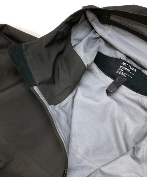 ARC'TERYX（アークテリクス）ARC'TERYX (アークテリクス) BETA AR JACKET M-STORMHOOD/ベータARジャケット ブラック サイズ:Mの古着・服飾アイテム
