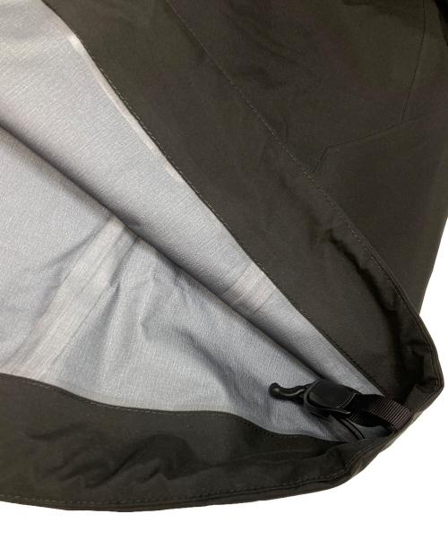 ARC'TERYX（アークテリクス）ARC'TERYX (アークテリクス) BETA AR JACKET M-STORMHOOD/ベータARジャケット ブラック サイズ:Mの古着・服飾アイテム