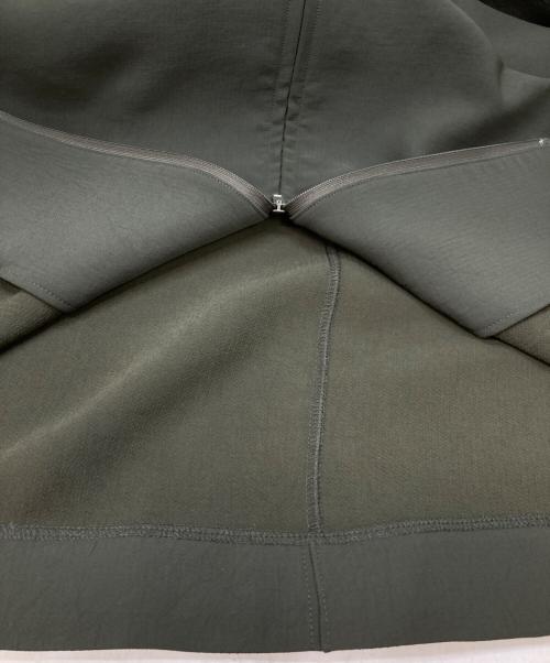 UNITED ARROWS（ユナイテッドアローズ）UNITED ARROWS (ユナイテッドアローズ) スタンドジップアップジャケット オリーブ サイズ:Mの古着・服飾アイテム