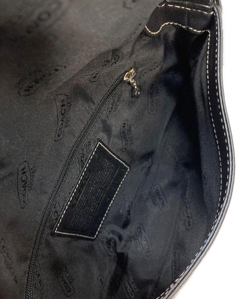 COACH（コーチ）COACH (コーチ) フラップレザーショルダーバッグ ブラックの古着・服飾アイテム