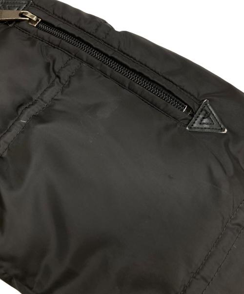 BURBERRY BLACK LABEL（バーバリーブラックレーベル）BURBERRY BLACK LABEL (バーバリーブラックレーベル) ファー付ダウンジャケット ブラック サイズ:Lの古着・服飾アイテム