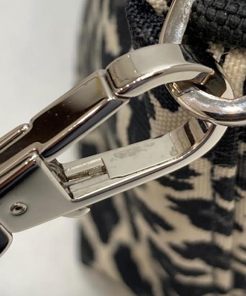 Herve Chapelier（エルベシャプリエ）Herve Chapelier (エルベシャプリエ) ナイロンスクエアショルダー ベージュ×ブラックの古着・服飾アイテム