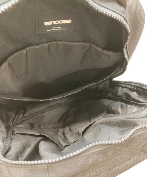 Incase（インケース）Incase (インケース) リュック ブラックの古着・服飾アイテム