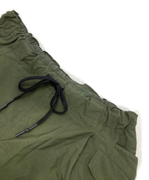 Stripes For Creative（ストライプ フォー クリエイティブ）Stripes For Creative (ストライプ フォー クリエイティブ) WIDE CARGO SHORTS オリーブ サイズ:Lの古着・服飾アイテム