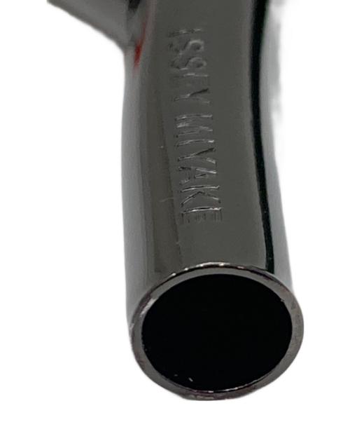 ISSEY MIYAKE（イッセイミヤケ）ISSEY MIYAKE (イッセイミヤケ) ENGINEERED FLOWER ACC グリーンの古着・服飾アイテム