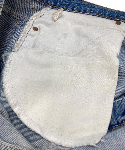 LEVI'S（リーバイス）LEVI'S (リーバイス) デニムパンツ インディゴ サイズ:32の古着・服飾アイテム