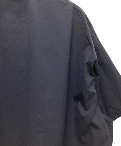 YES GOOD MARKET（イエス グッド マーケット）YES GOOD MARKET (イエス グッド マーケット) SEESEE (シーシー) Stripes For Creative (ストライプ フォー クリエイティブ) BIG NYLON POLO ネイビー サイズ:不明（実寸参照）の古着・服飾アイテム