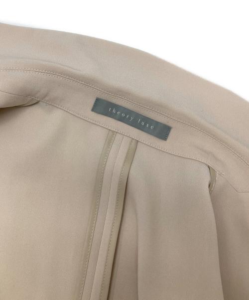 theory luxe（セオリーリュクス）theory luxe (セオリーリュクス) テーラードジャケット ベージュ サイズ:38の古着・服飾アイテム