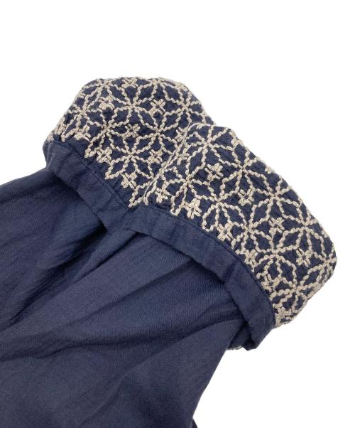 根々（ネネ）根々 (ネネ) 刺繍ワンピース ネイビー サイズ:不明の古着・服飾アイテム