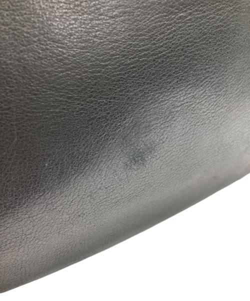 GUCCI（グッチ）GUCCI (グッチ) レザーワンハンドバッグ ブラックの古着・服飾アイテム