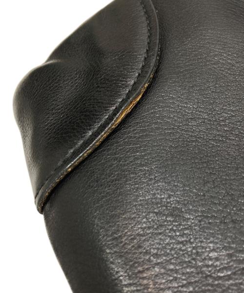 GUCCI（グッチ）GUCCI (グッチ) レザーワンハンドバッグ ブラックの古着・服飾アイテム