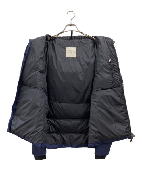 MONCLER（モンクレール）MONCLER (モンクレール) ダウンジャケット ブラック×ネイビー サイズ:3の古着・服飾アイテム