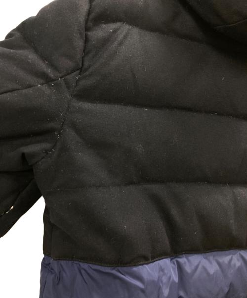 MONCLER（モンクレール）MONCLER (モンクレール) ダウンジャケット ブラック×ネイビー サイズ:3の古着・服飾アイテム