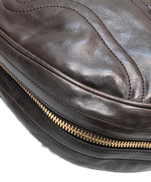 TOD'S（トッズ）TOD'S (トッズ) スタッズレザーワンショルダーバッグ ブラウンの古着・服飾アイテム