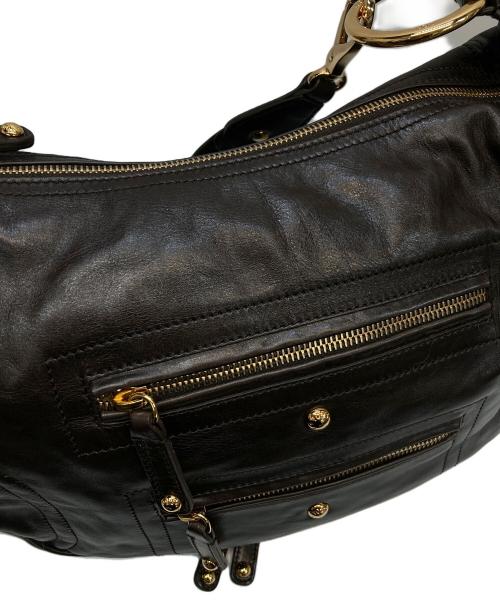 TOD'S（トッズ）TOD'S (トッズ) スタッズレザーワンショルダーバッグ ブラウンの古着・服飾アイテム