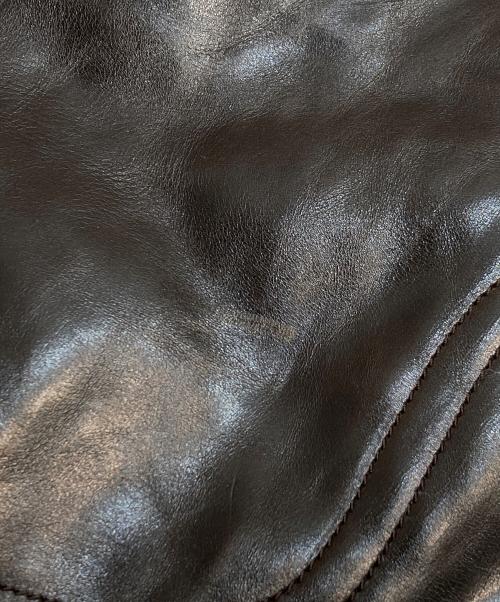 TOD'S（トッズ）TOD'S (トッズ) スタッズレザーワンショルダーバッグ ブラウンの古着・服飾アイテム