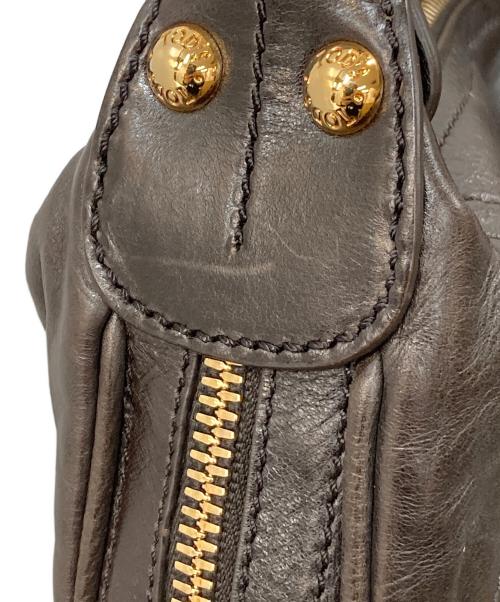 TOD'S（トッズ）TOD'S (トッズ) スタッズレザーワンショルダーバッグ ブラウンの古着・服飾アイテム