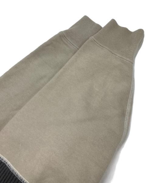 C.E（シーイー）C.E (シーイー) WIDE RIB CUT CREW NECK 2 ベージュ×グレー サイズ:Mの古着・服飾アイテム