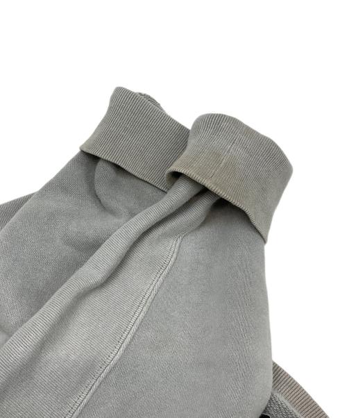 C.E（シーイー）C.E (シーイー) OVERDYE All Mod Coms CREW NECK グレー サイズ:Mの古着・服飾アイテム