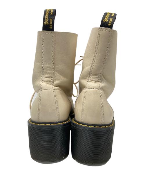 Dr.Martens（ドクターマーチン）Dr.Martens (ドクターマーチン) ブーツ ベージュ サイズ:UK5の古着・服飾アイテム