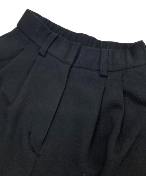 CLANE（クラネ）CLANE (クラネ) TWO TUCK SWEAT PANTS ブラックの古着・服飾アイテム