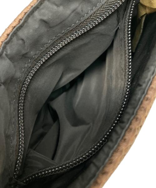 MIU MIU（ミュウミュウ）MIU MIU (ミュウミュウ) レザーミニレザーハンドバッグ ベージュの古着・服飾アイテム