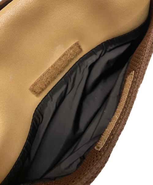 MIU MIU（ミュウミュウ）MIU MIU (ミュウミュウ) レザーミニレザーハンドバッグ ベージュの古着・服飾アイテム