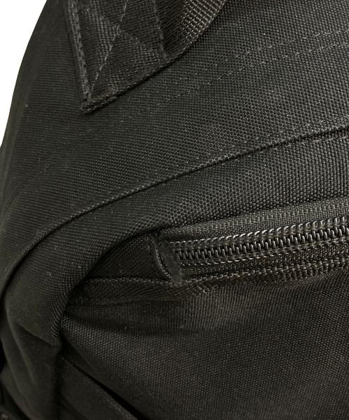 Carhartt WIP（カーハート ワーク イン プログレス）Carhartt WIP (カーハート ワーク イン プログレス) キックフリップバックパック ブラックの古着・服飾アイテム