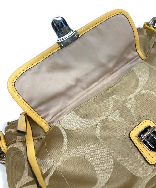 COACH（コーチ）COACH (コーチ) シグネチャーワンショルダーバッグ イエローの古着・服飾アイテム