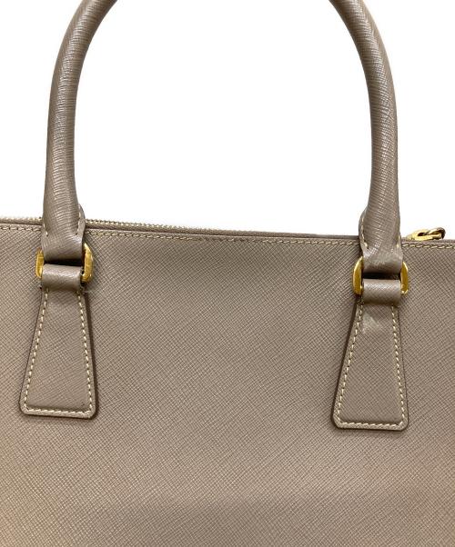 PRADA（プラダ）PRADA (プラダ) ガレリアサフィアーノ2WAYバッグ ベージュの古着・服飾アイテム