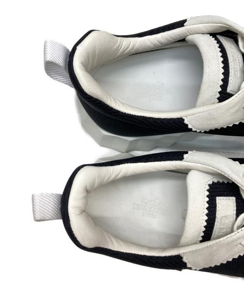 HERMES（エルメス）HERMES (エルメス) バウンシング ホワイト×ブラック サイズ:43（インソール）の古着・服飾アイテム