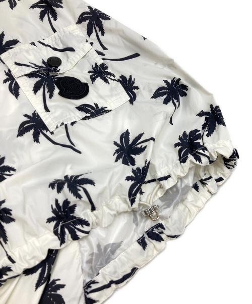 MONCLER（モンクレール）MONCLER (モンクレール) ナイロンショートスリーブジャケット ホワイトの古着・服飾アイテム