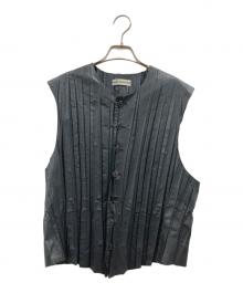 ISSEY MIYAKE MEN（イッセイミヤケメン）の古着「プリーツノースリーブシャツ」｜ブラック