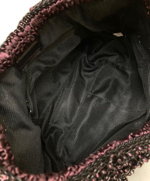 ANTEPRIMA（アンテプリマ）ANTEPRIMA (アンテプリマ) ワイヤーグリッターリボン型ハンドバッグ ワインレッドの古着・服飾アイテム