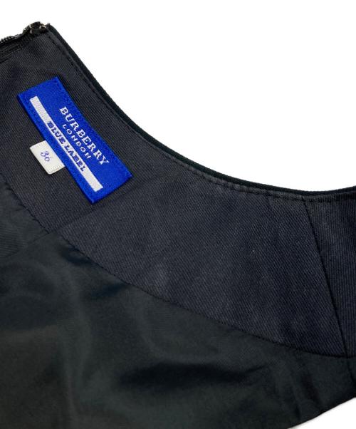 BURBERRY BLUE LABEL（バーバリー ブルー レーベル）BURBERRY BLUE LABEL (バーバリー ブルー レーベル) ノースリーブ・キャミソールワンピース ブラック サイズ:36の古着・服飾アイテム