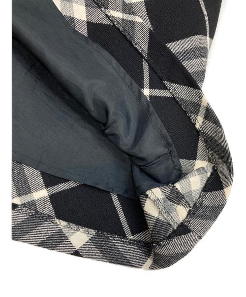 BURBERRY BLUE LABEL（バーバリー ブルー レーベル）BURBERRY BLUE LABEL (バーバリー ブルー レーベル) ノースリーブ・キャミソールワンピース ブラック サイズ:36の古着・服飾アイテム