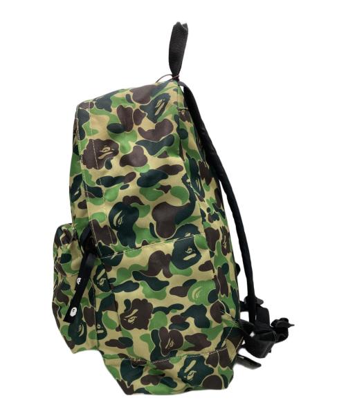 A BATHING APE（アベイシングエイプ）A BATHING APE (アベイシングエイプ) ABC CAMO DAY PACK グリーンの古着・服飾アイテム