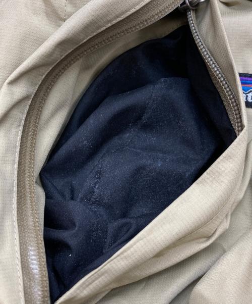 Patagonia（パタゴニア）Patagonia (パタゴニア) Eco Rain Jacket ベージュ サイズ:Mの古着・服飾アイテム