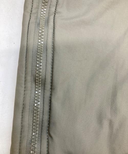 US ARMY（ユーエスアーミー）US ARMY (ユーエスアーミー) ECWCS GENIII LEVEL7 PRIMALOFT パンツ グレー サイズ:38の古着・服飾アイテム