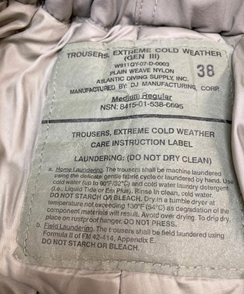 US ARMY（ユーエスアーミー）US ARMY (ユーエスアーミー) ECWCS GENIII LEVEL7 PRIMALOFT パンツ グレー サイズ:38の古着・服飾アイテム