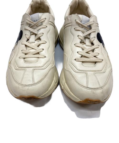 GUCCI（グッチ）GUCCI (グッチ) DISNEY (ディズニー) Rhyton Mickey Mouse Sneaker アイボリー サイズ:9の古着・服飾アイテム