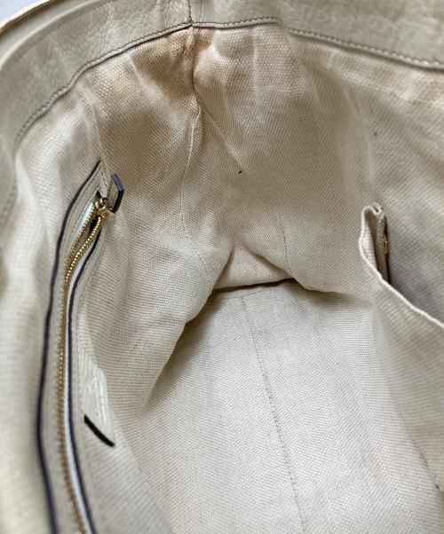 GUCCI（グッチ）GUCCI (グッチ) ソーホートートバッグ アイボリーの古着・服飾アイテム