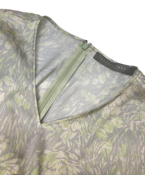 theory luxe（セオリーリュクス）theory luxe (セオリーリュクス) センタープリーツノースリーブワンピース グリーン サイズ:38の古着・服飾アイテム