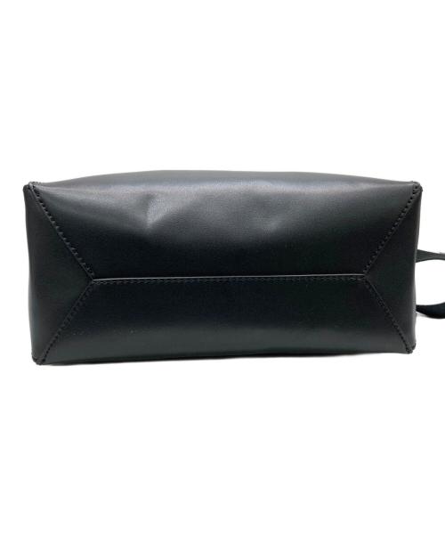 CHARLES & KEITH（チャールズアンドキース）CHARLES & KEITH (チャールズアンドキース) ナスリン ジオメトリック トートバッグ ブラックの古着・服飾アイテム